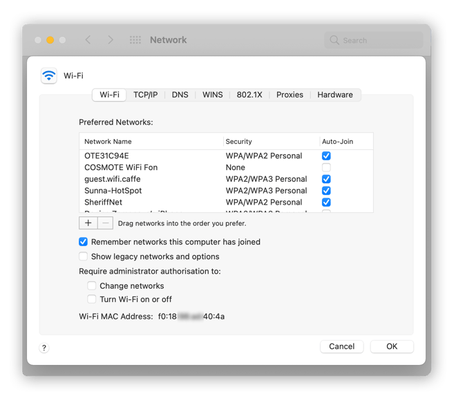 WLAN-Einstellungen auf dem Mac, wo Sie festlegen können, mit welchen vertrauenswürdigen WLAN-Netzwerken Sie sich automatisch verbinden möchten.